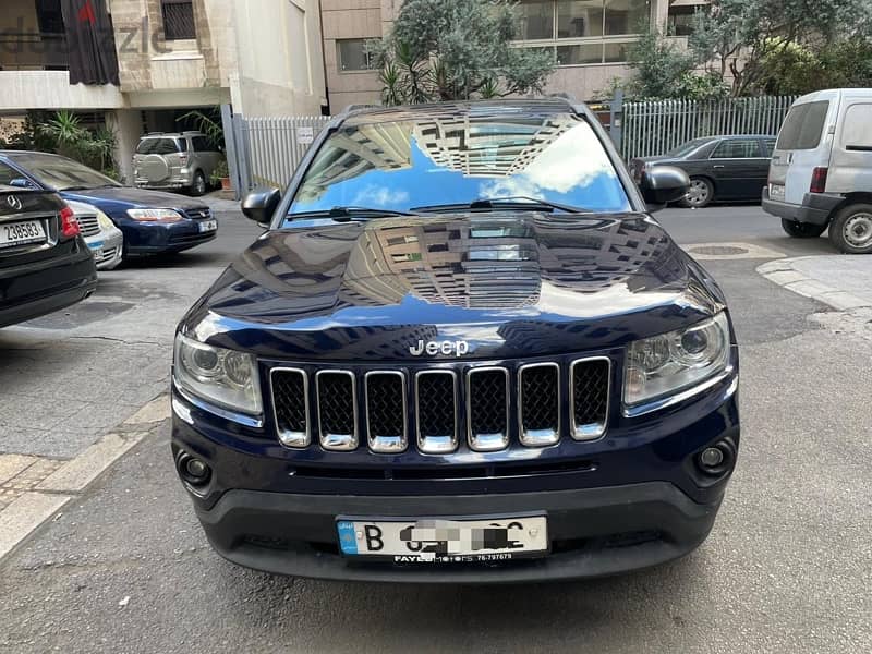 Jeep Compass 2012 tgf source 1