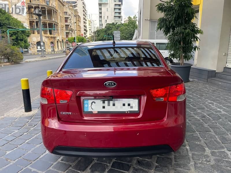 Kia Cerato 2010 3