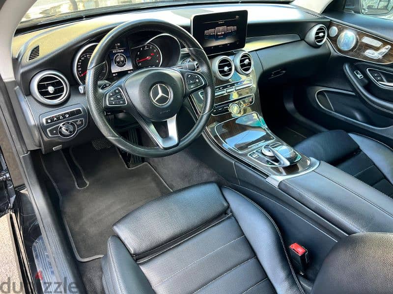 Mercedes-Benz C 300 Coupe 2017 5