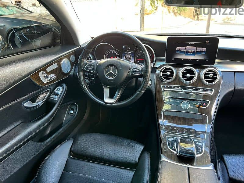 Mercedes-Benz C 300 Coupe 2017 13