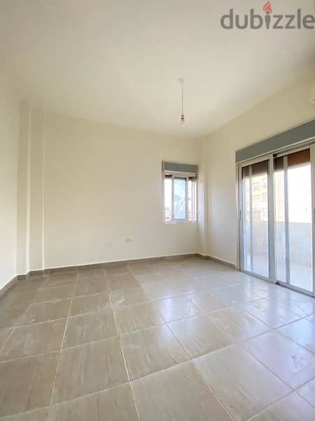 Apartment with terrace for rent in Achrafieh. 6