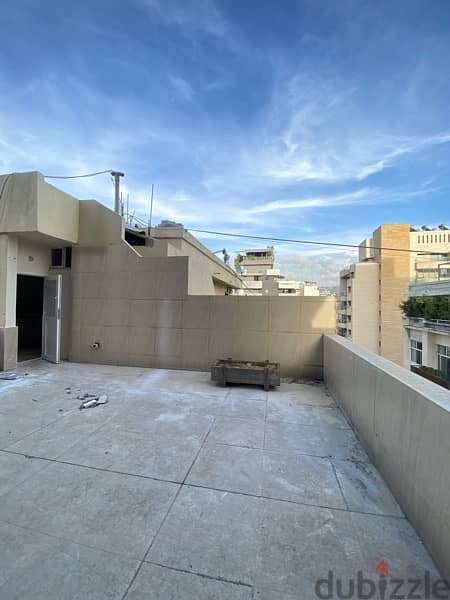 Apartment with terrace for rent in Achrafieh. 8