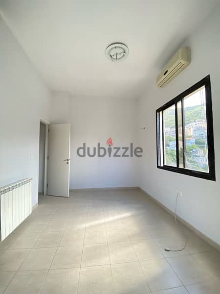 Apartment  for rent in Sarba with open views 11