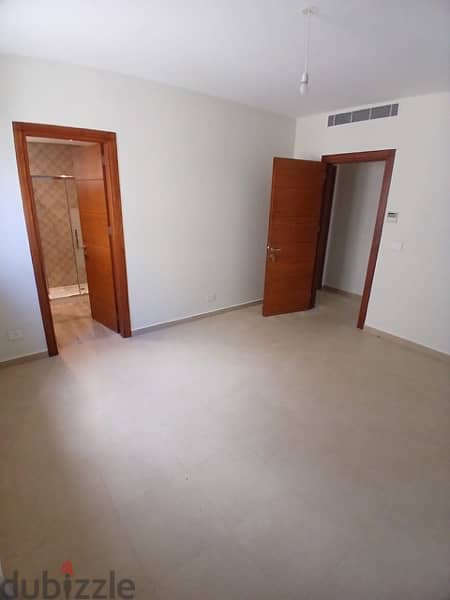 Spacious apartment with terrace for sale in Kornet Chehwan 7