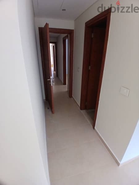 Spacious apartment with terrace for sale in Kornet Chehwan 9