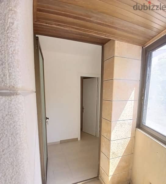 Spacious apartment with terrace for sale in Kornet Chehwan 19