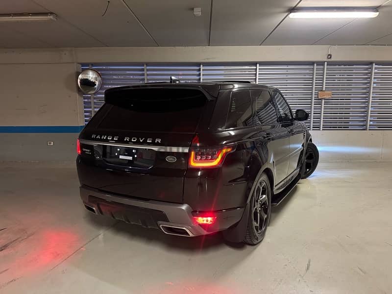 Range Rover Sport V6 2018 Clean carfax!!! 4