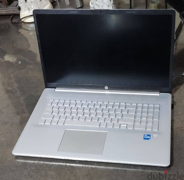 HP 17.3" CORE i5 12 GEN 2