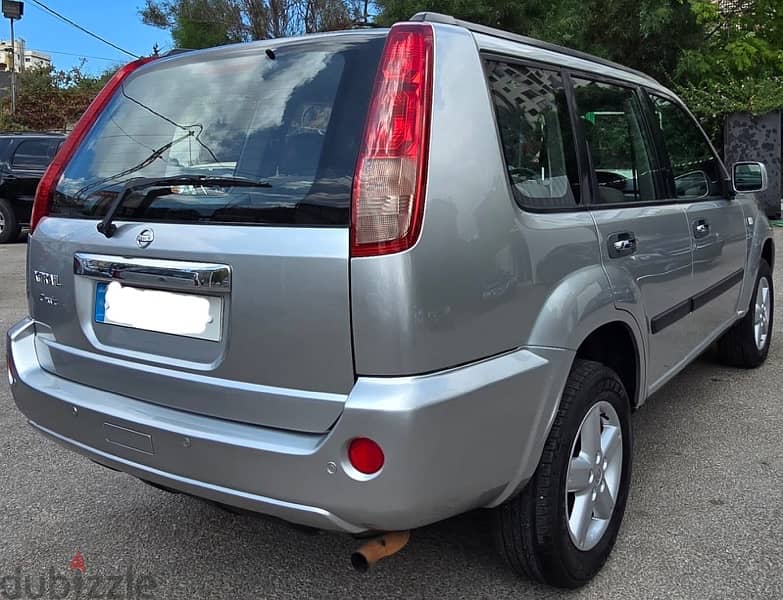 Nissan X-Trail 2011 10