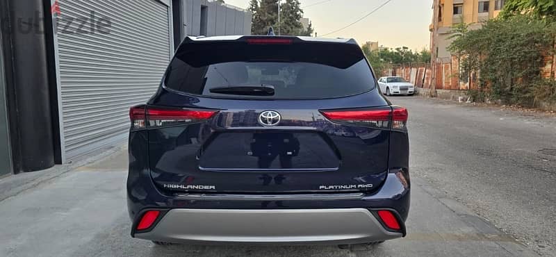 Toyota Highlander 2022 4