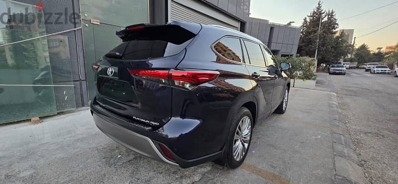 Toyota Highlander 2022 6