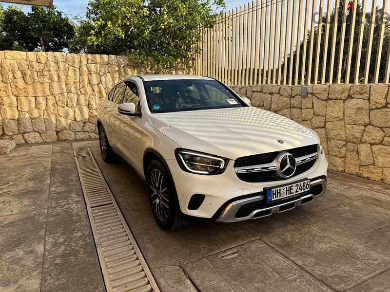 Mercedes-Benz GLC-Class 200 coupe  2020 no damaged 3