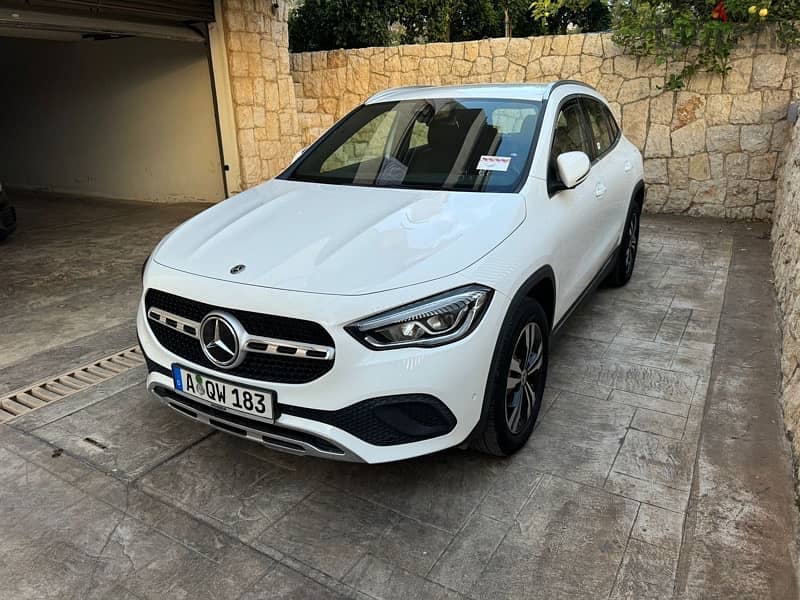 Mercedes-Benz GLA-Class gla200 german car new body 39000km! 1