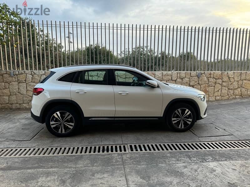 Mercedes-Benz GLA-Class gla200 german car new body 39000km! 3