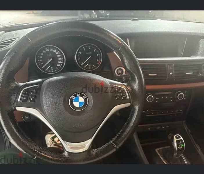 BMW X1 2013 X Drive 2.8I 5