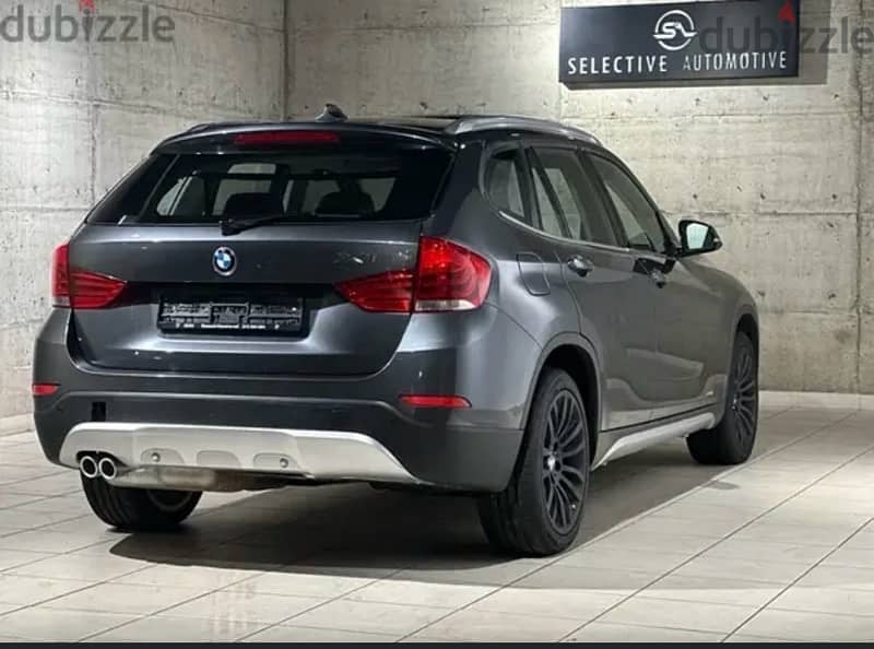 BMW X1 2013 X Drive 2.8I 8