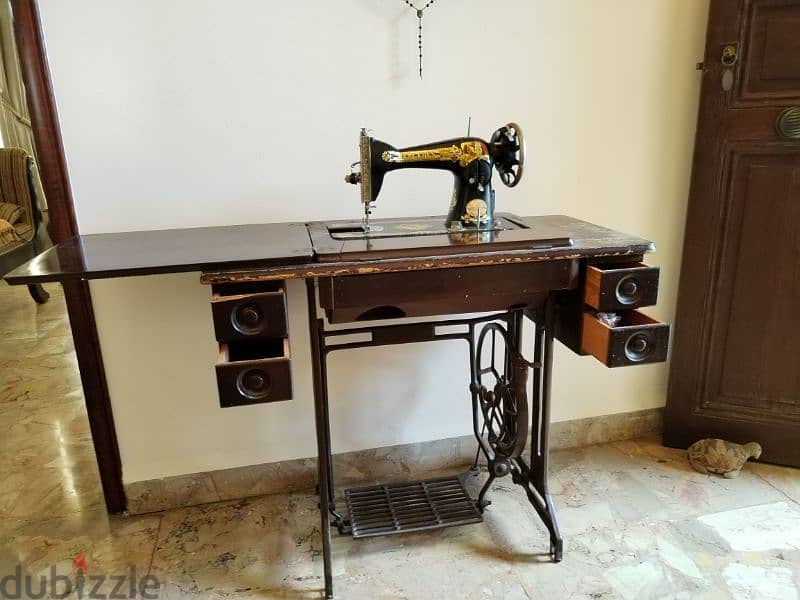 old Mercedes sewing machine 4