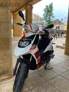 aprilia sr 150cc