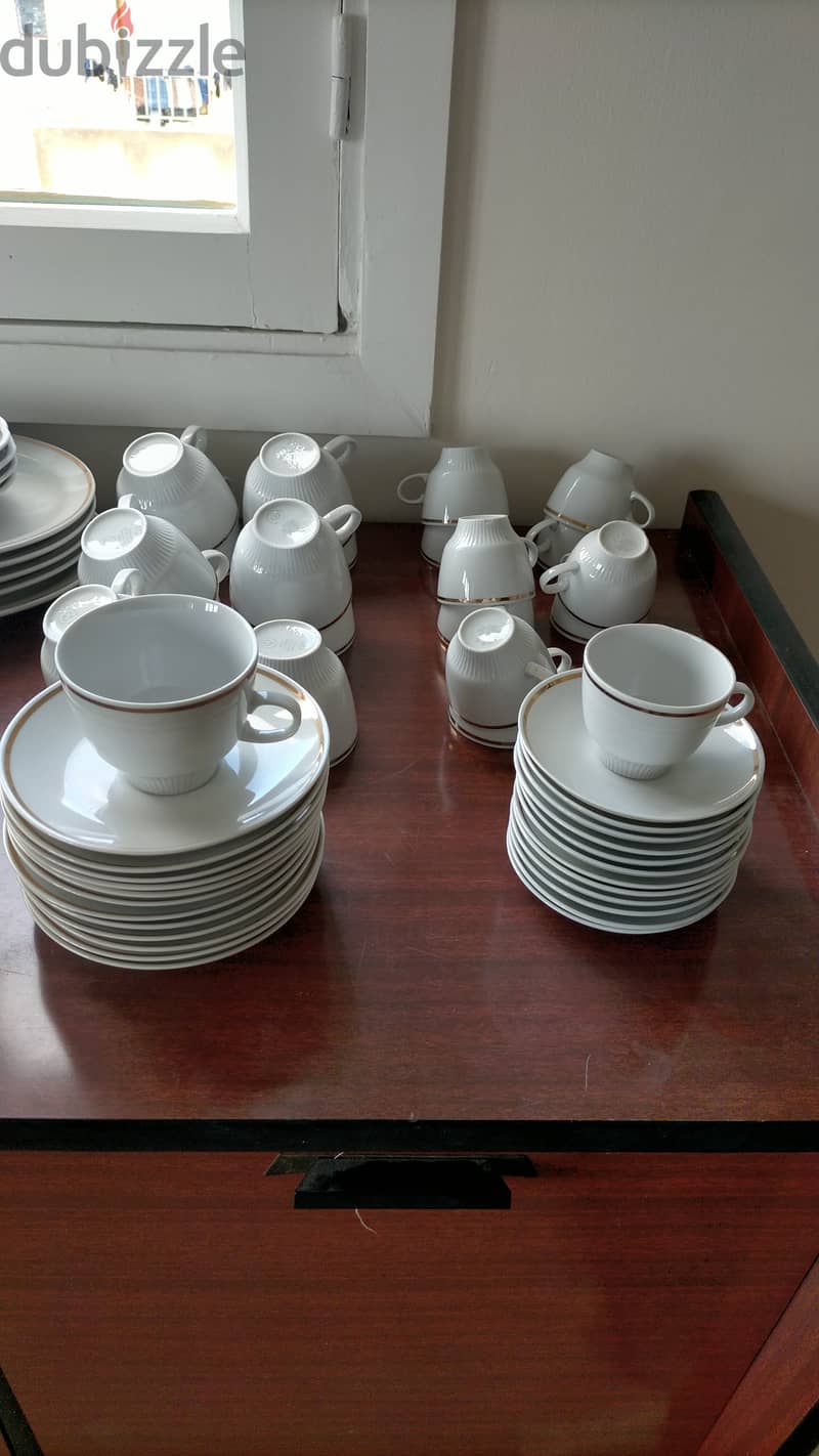 Dinner Service of Plates, Bowls, Cups and Cutlery 1