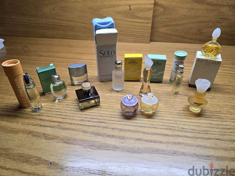 miniature perfumes 0