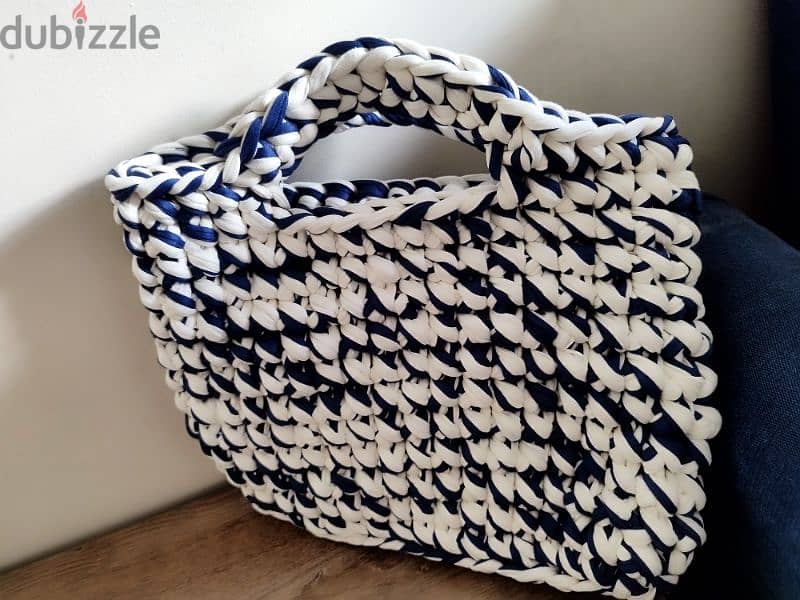 handmade crochet bag 0