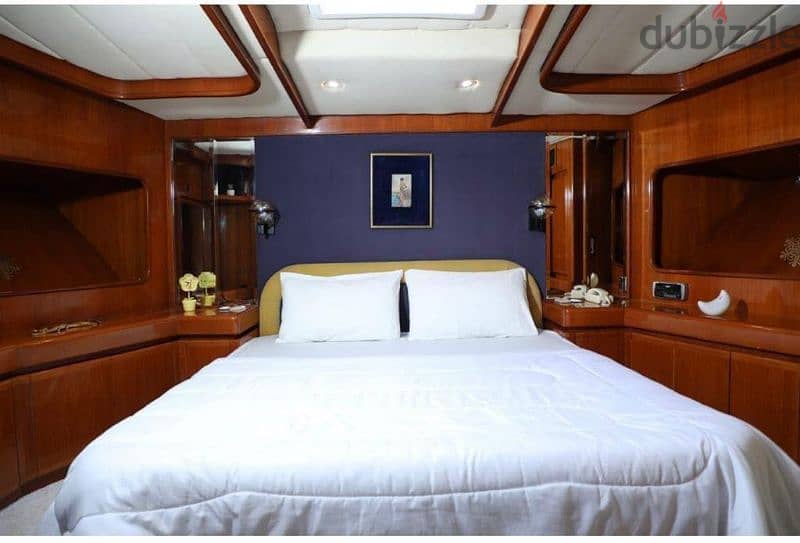 يخت جونسون للبيع yacht for sale 4