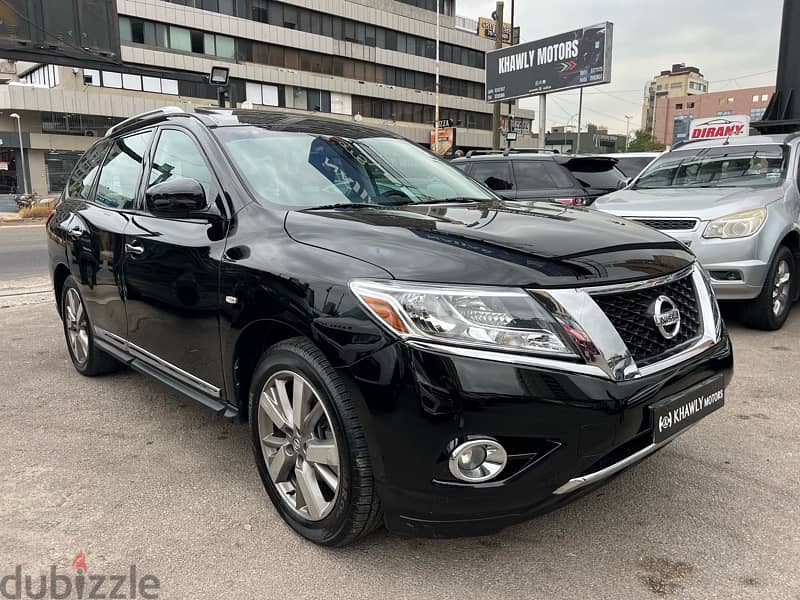 Nissan Pathfinder SV Full options 1