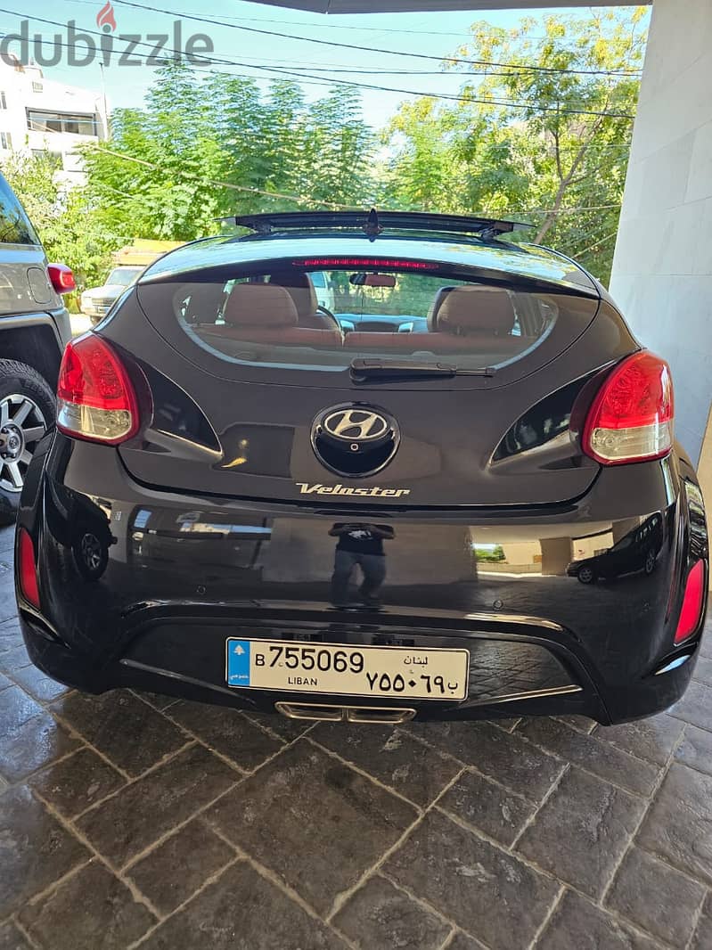 Hyundai Veloster 2013 1