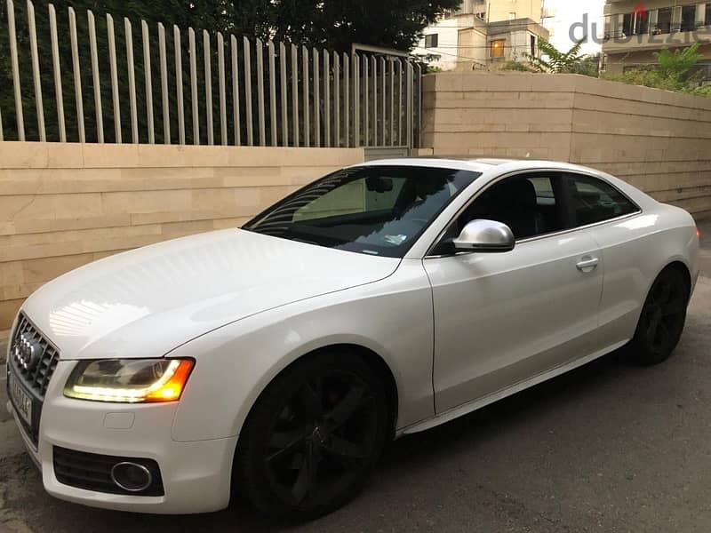 Audi A5 2009 1