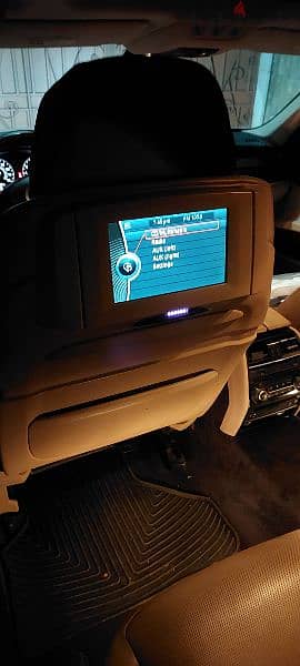 BMW 750 li 7 -Series 2009 luxury white pearl with beige interior 17