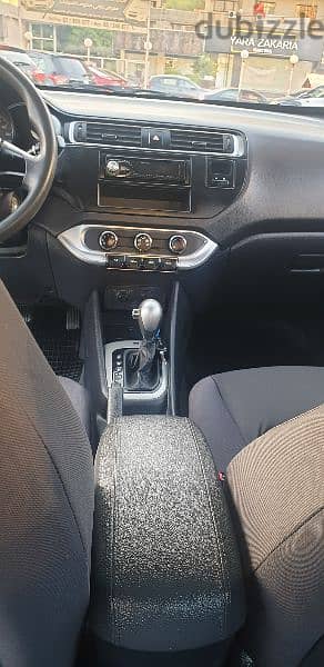 Kia Rio 2017 source company f. o like new 10