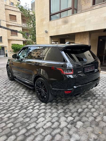 Range Rover Sport V8 Dynamic 2019 black on basket (clean carfax) 3