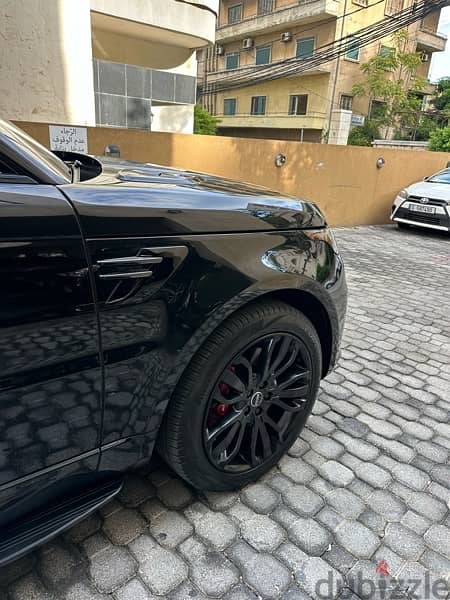 Range Rover Sport V8 Dynamic 2019 black on basket (clean carfax) 6