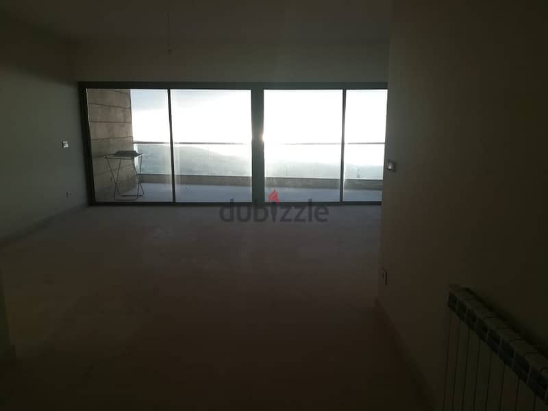 Apartment for sale in Ballouneh شقة للبيع في بلونة 7