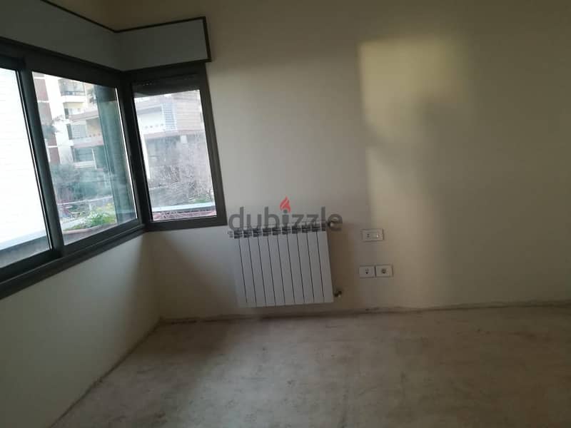 Apartment for sale in Ballouneh شقة للبيع في بلونة 8