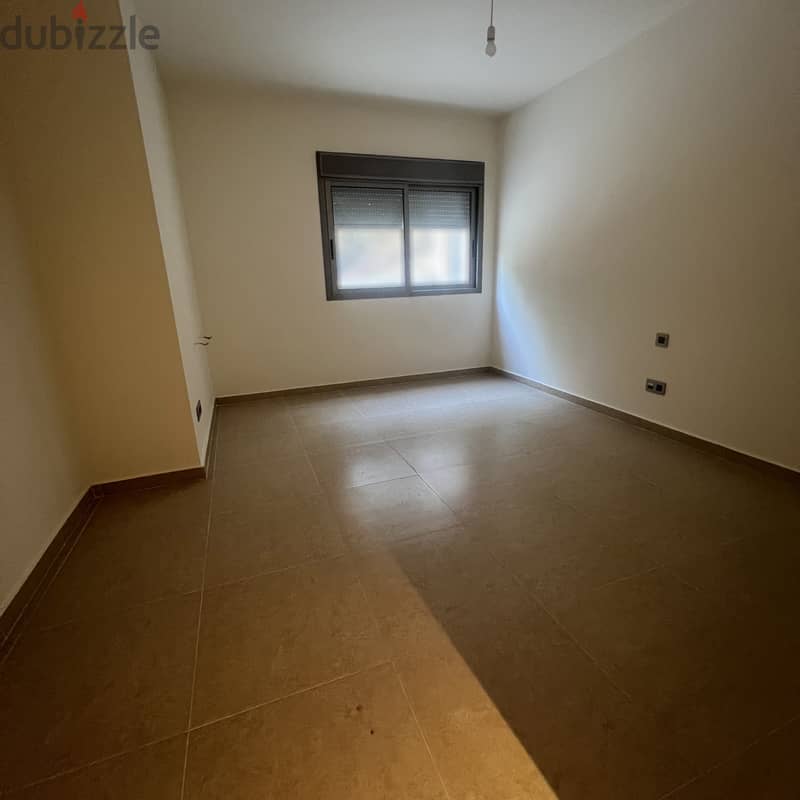 Apartment for sale in Mazraat Yachouh شقة للبيع في مزرعة يشوع 3