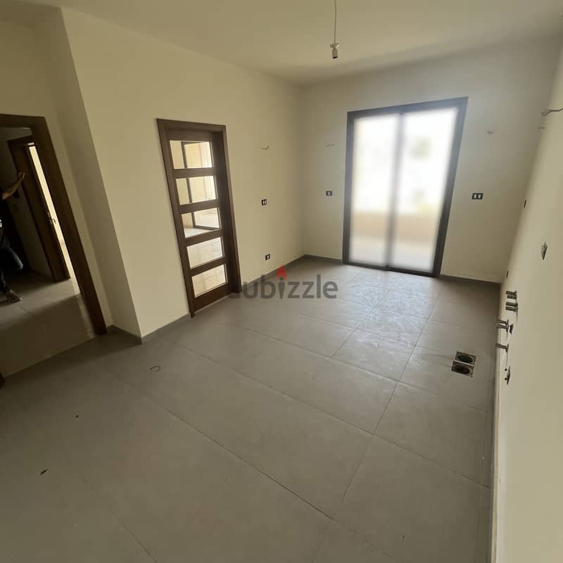 Apartment for sale in Mazraat Yachouh شقة للبيع في مزرعة يشوع 2