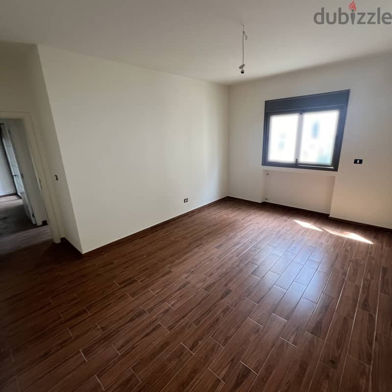 Apartment for sale in Mazraat Yachouh شقة للبيع في مزرعة يشوع 3