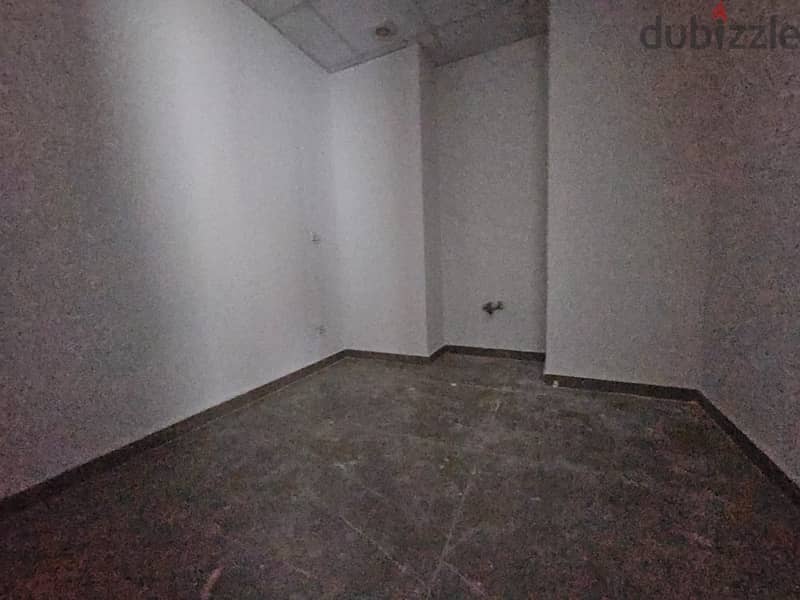 JH24-36369 Office 120m for rent in Ain mreyseh - Beirut, $ 1,200 cash 6