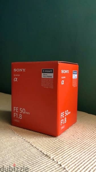 SONY LENS FE 1.8 50mm camera 3