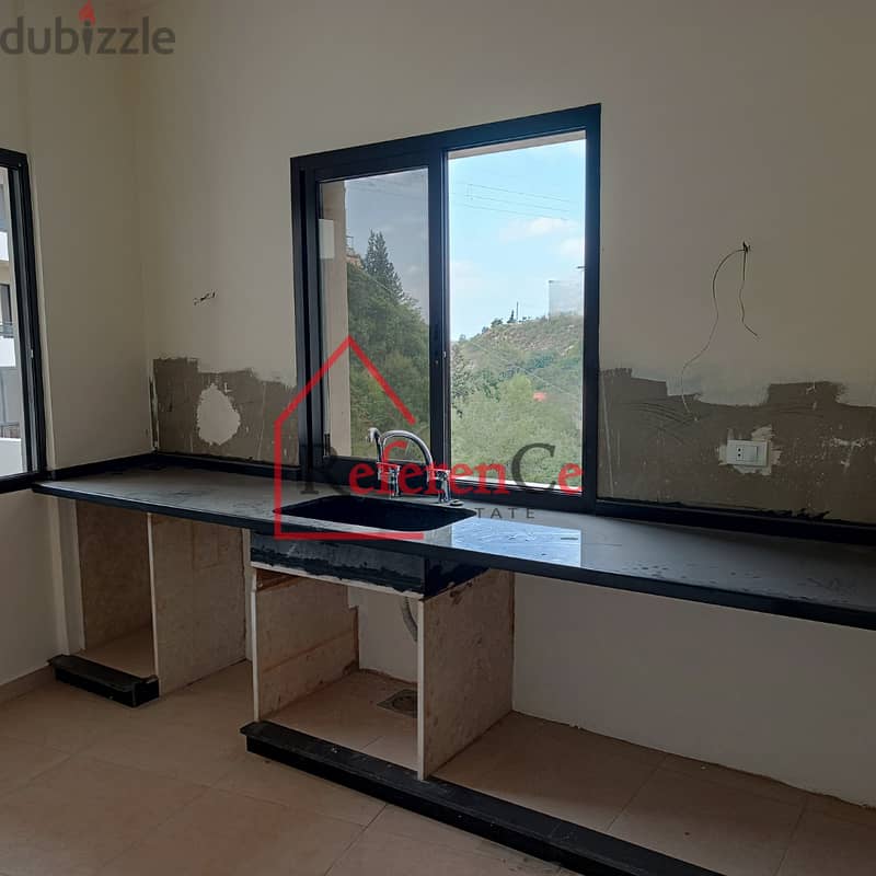 New apartment for sale in Blat شقة جديدة للبيع في بلاط 1