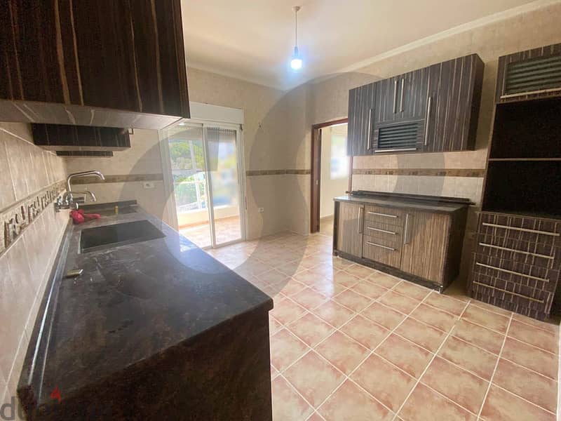 spacious,maintained building, Metn, Baouchrieh/بوشرية REF#PC112936 2