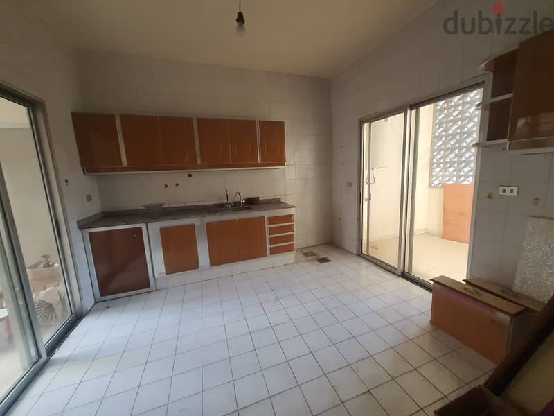 Apartment for sale in Salim slam شقة للبيع ب سليم سلام 5