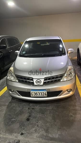 Nissan Tiida 2009 3