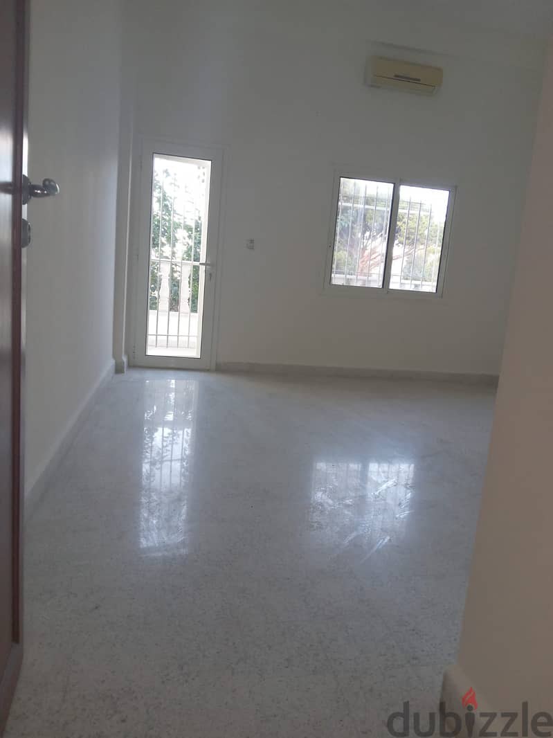 LARGE GROUND FLOOR FLAT IN THE MOUNTAIN OF DEDDEH 4