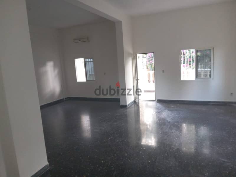 LARGE GROUND FLOOR FLAT IN THE MOUNTAIN OF DEDDEH 16