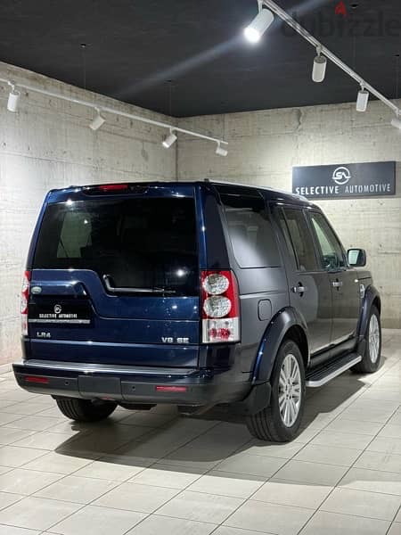 Land Rover LR4 2010 company source 7