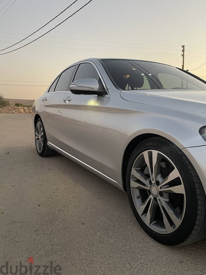 Mercedes-Benz C-Class 2015 Full option 3