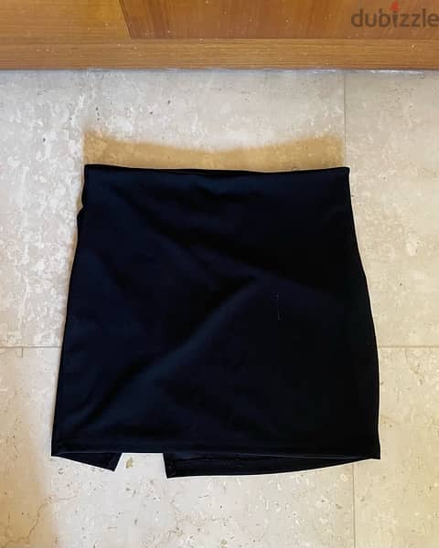 Shein Black Mini Skirt with Slit 1