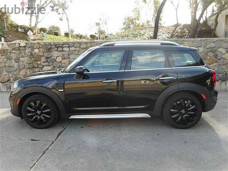 MINI COOPER COUNTRYMAN 2018 full 23000 miles 1